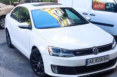 Седан Volkswagen Jetta 2013 в Дніпрі