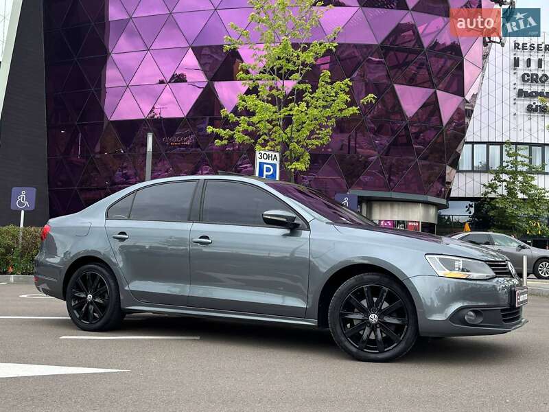Volkswagen Jetta 2012