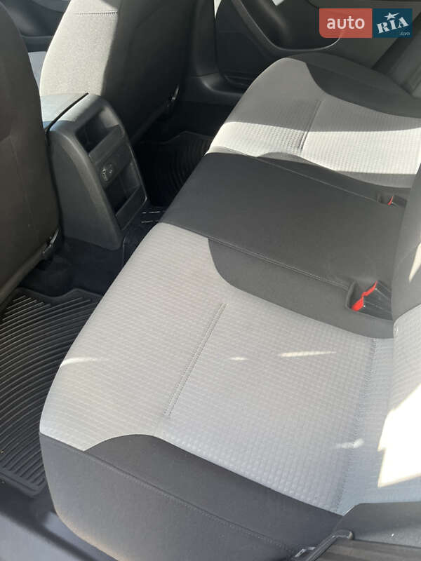 Седан Volkswagen Jetta 2017 в Полтаві