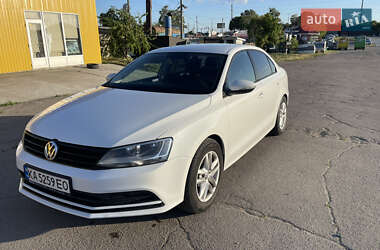 Седан Volkswagen Jetta 2016 в Рівному