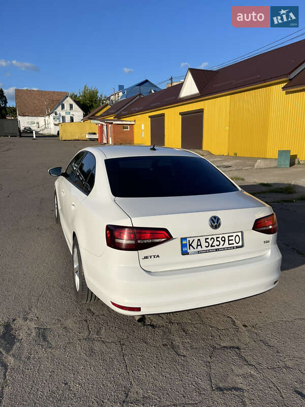 Седан Volkswagen Jetta 2016 в Рівному