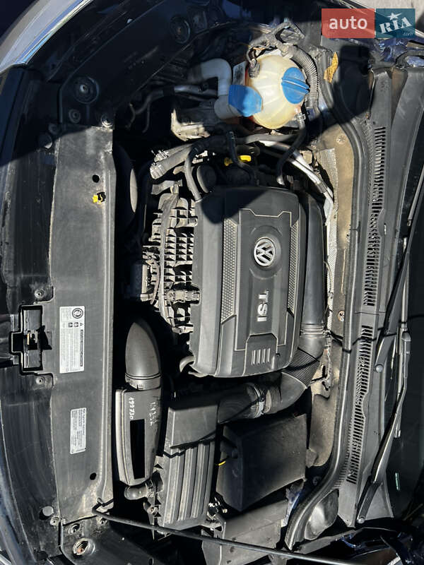 Седан Volkswagen Jetta 2013 в Львові