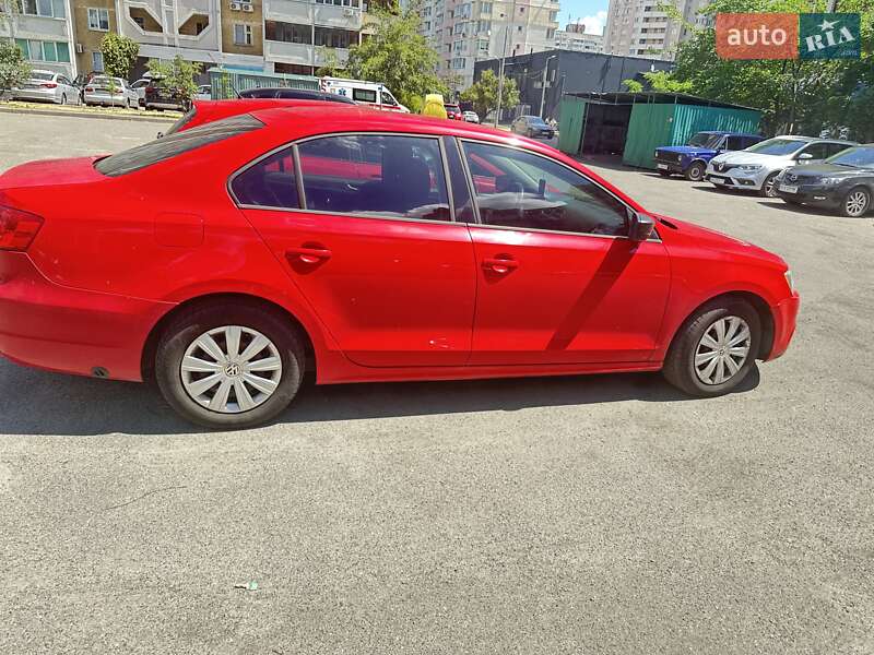 Седан Volkswagen Jetta 2012 в Киеве