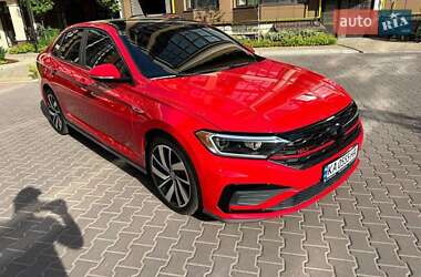 Седан Volkswagen Jetta 2019 в Львові