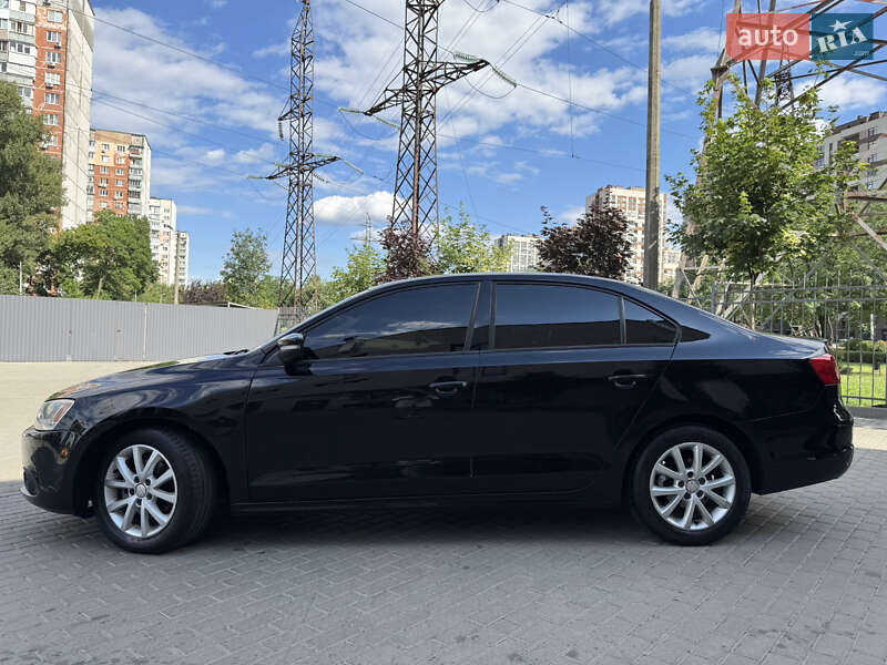 Седан Volkswagen Jetta 2012 в Киеве