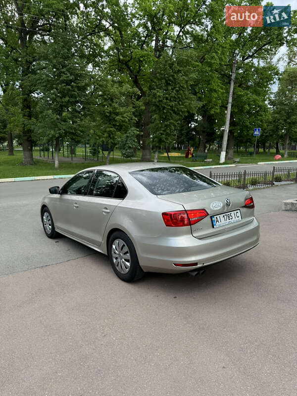 Седан Volkswagen Jetta 2014 в Харькове