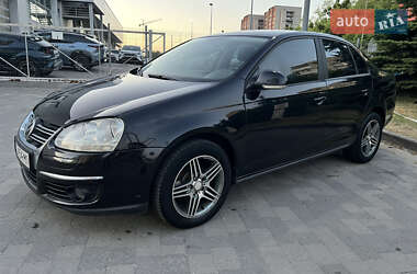 Седан Volkswagen Jetta 2007 в Львове