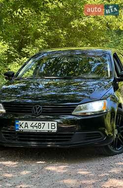 Седан Volkswagen Jetta 2013 в Киеве