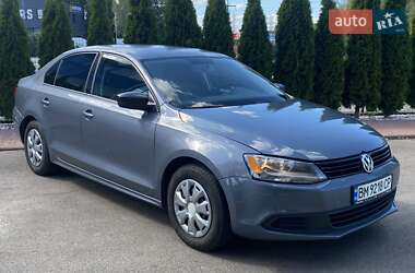 Седан Volkswagen Jetta 2014 в Киеве