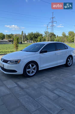 Седан Volkswagen Jetta 2014 в Харькове