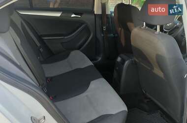 Седан Volkswagen Jetta 2017 в 
