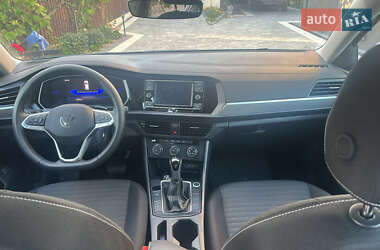 Седан Volkswagen Jetta 2024 в 