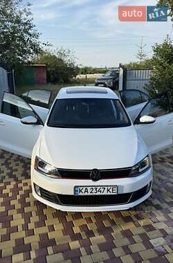 Седан Volkswagen Jetta 2015 в 
