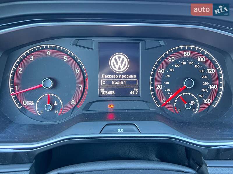 Седан Volkswagen Jetta 2019 в Львові