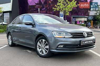 Седан Volkswagen Jetta 2016 в Києві