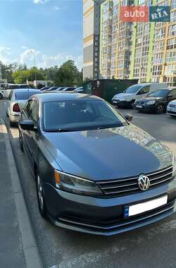 Седан Volkswagen Jetta 2016 в Киеве