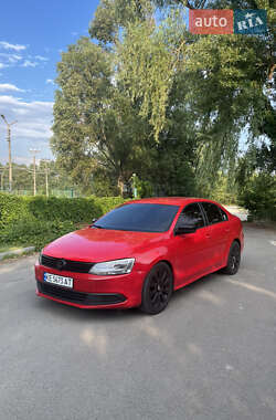Седан Volkswagen Jetta 2012 в Дніпрі