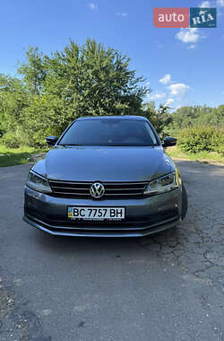 Седан Volkswagen Jetta 2016 в Кривом Роге