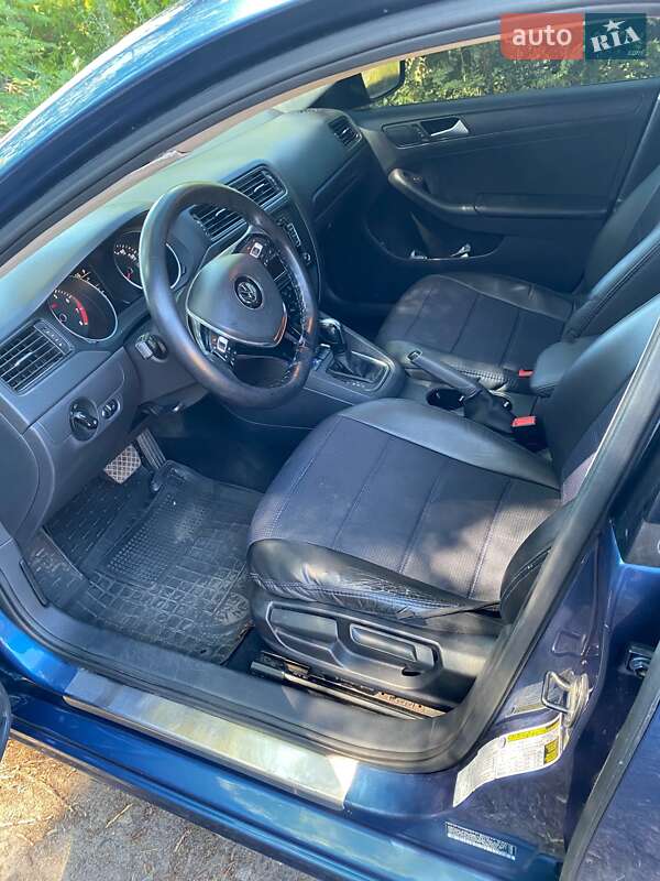 Седан Volkswagen Jetta 2014 в Полтаве