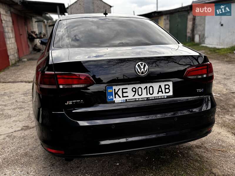 Седан Volkswagen Jetta 2016 в Дніпрі фото 2 Седан Volkswagen Jetta 2016 в Дніпрі