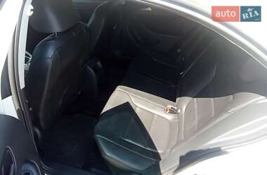 Седан Volkswagen Jetta 2013 в 