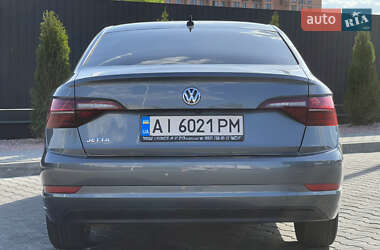 Седан Volkswagen Jetta 2019 в 