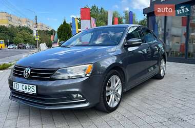 Седан Volkswagen Jetta 2015 в 