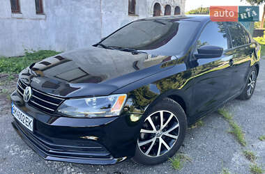 Седан Volkswagen Jetta 2015 в Путивле