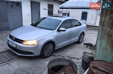 Седан Volkswagen Jetta 2012 в 