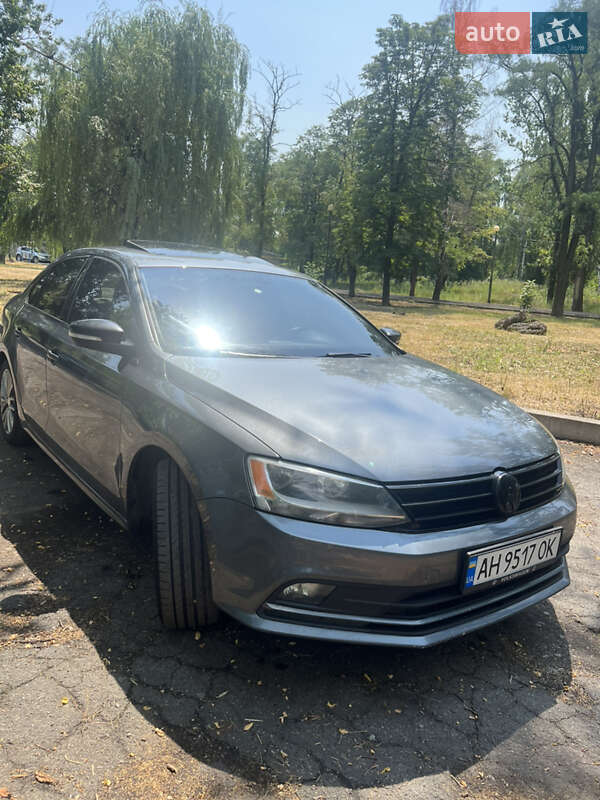 Седан Volkswagen Jetta 2015 в Киеве