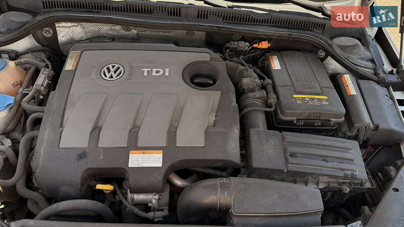 Седан Volkswagen Jetta 2014 в Белгороде-Днестровском