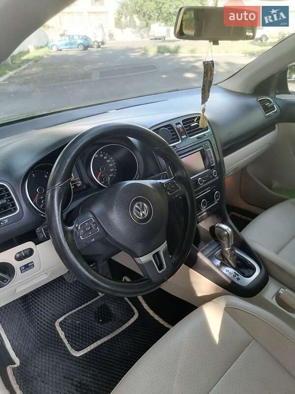 Универсал Volkswagen Jetta 2012 в Киеве