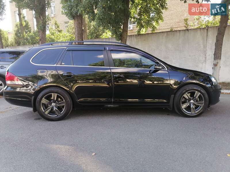 Универсал Volkswagen Jetta 2012 в Киеве