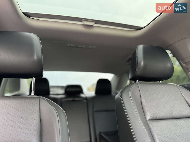 Седан Volkswagen Jetta 2019 в Сумах