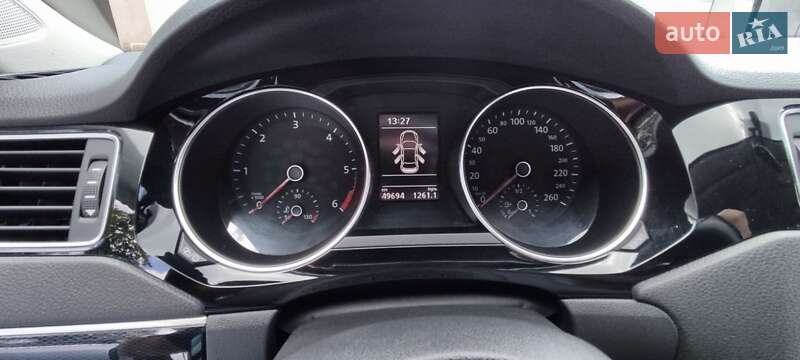 Седан Volkswagen Jetta 2016 в Львове