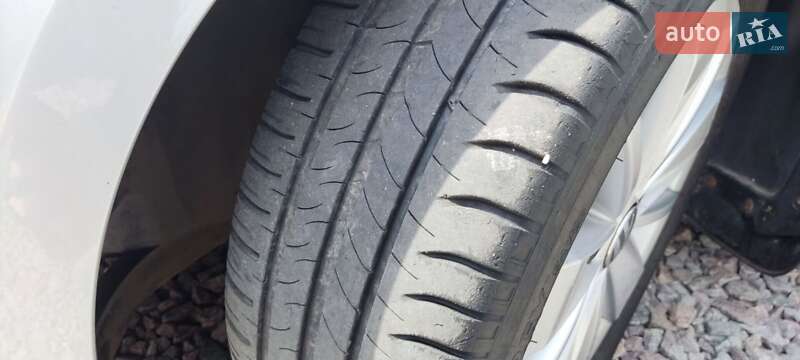 Седан Volkswagen Jetta 2016 в Львове