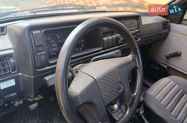 Седан Volkswagen Jetta 1988 в 