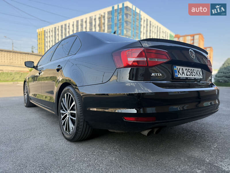 Седан Volkswagen Jetta 2015 в Днепре