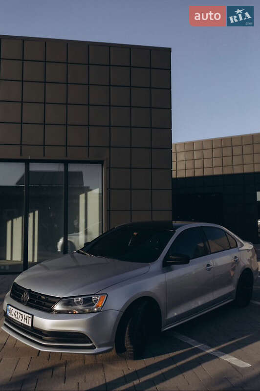 Седан Volkswagen Jetta 2016 в Тячеві