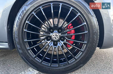 Седан Volkswagen Jetta 2012 в 