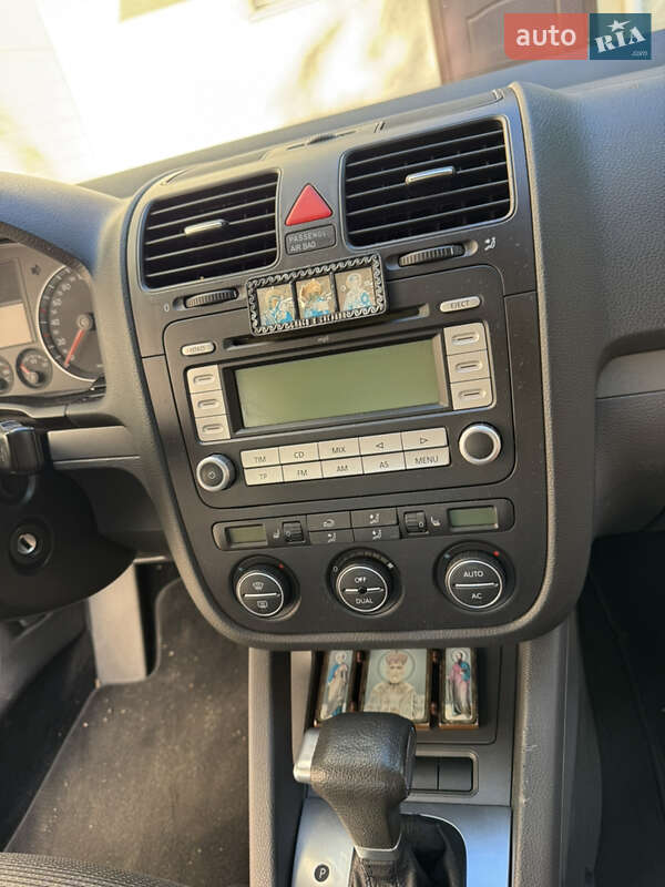 Седан Volkswagen Jetta 2008 в Киеве