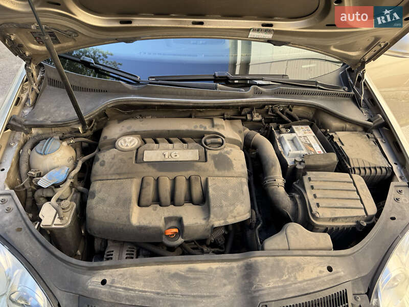 Седан Volkswagen Jetta 2008 в Киеве