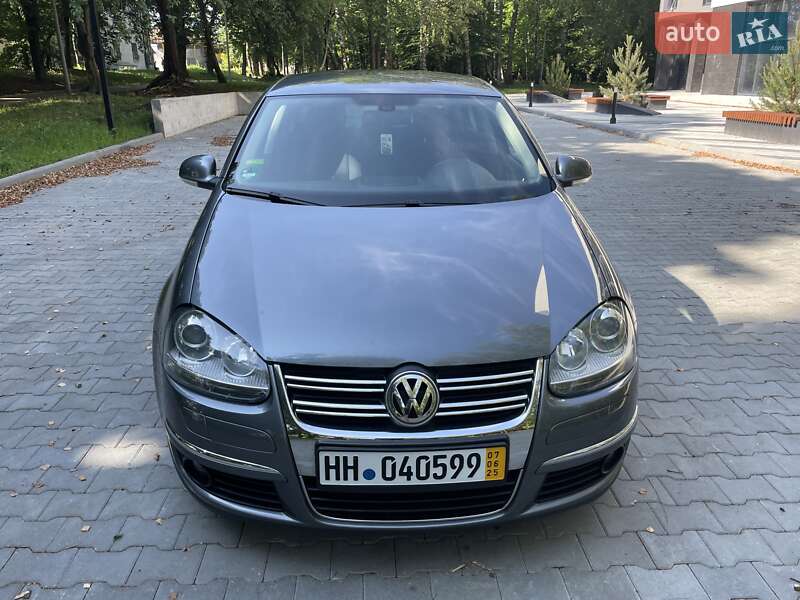 Седан Volkswagen Jetta 2008 в Тернополе