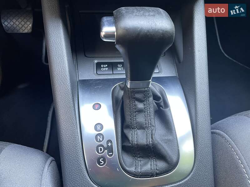 Седан Volkswagen Jetta 2008 в Тернополе