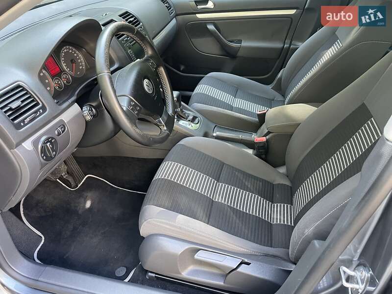 Седан Volkswagen Jetta 2008 в Тернополе