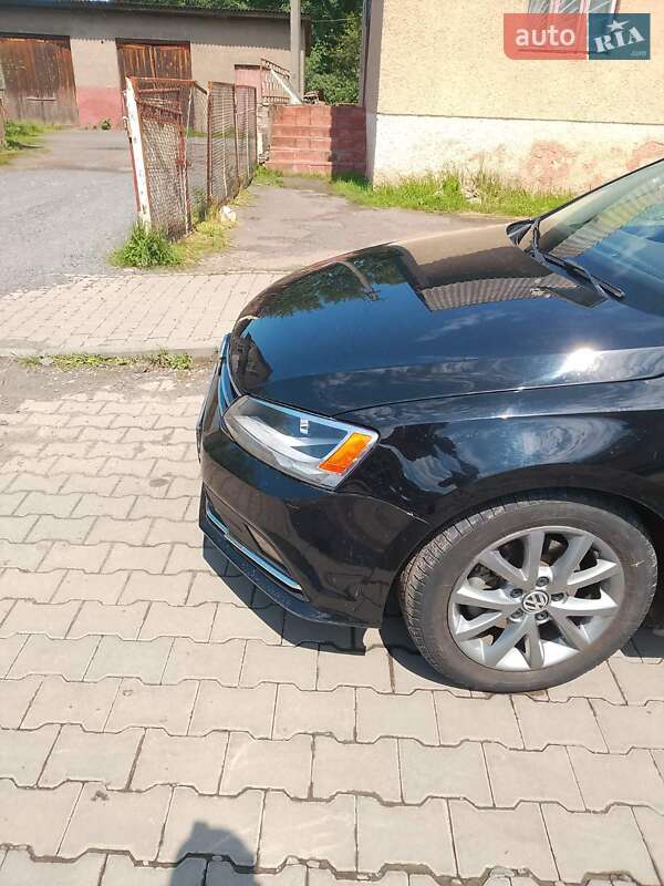 Седан Volkswagen Jetta 2015 в Рокитному