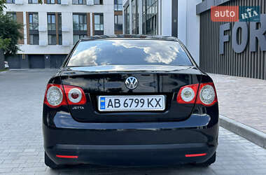 Седан Volkswagen Jetta 2006 в 