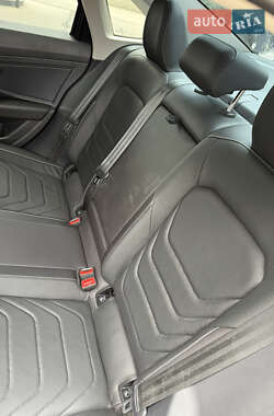 Седан Volkswagen Jetta 2023 в 