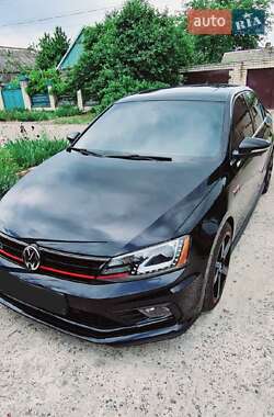 Седан Volkswagen Jetta 2016 в Киеве