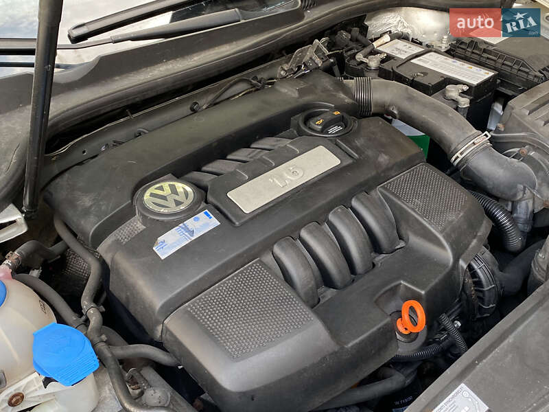 Седан Volkswagen Jetta 2007 в Самборе
